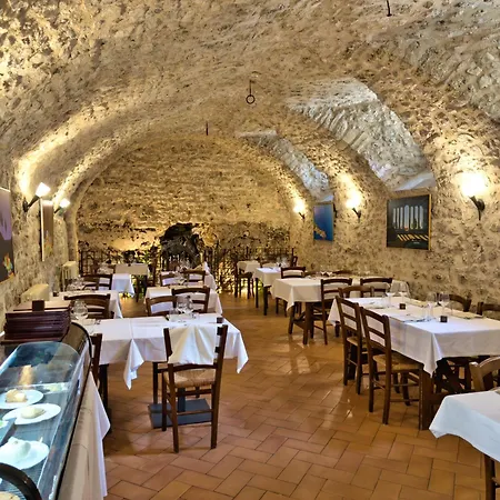 Abbazia Dei Santi Felice E Mauro Castel San Felice