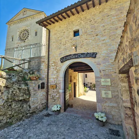 Abbazia Dei Santi Felice E Mauro *